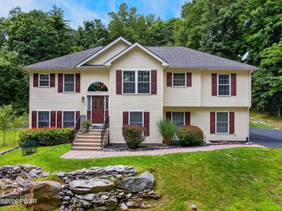 Property at 115 Columbine Ln, Milford, PA