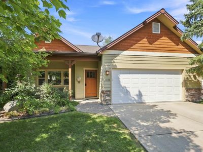 1402 River Rock Rd