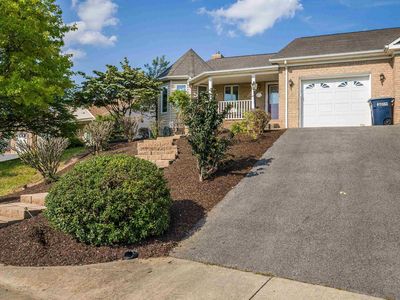 2112 Lake Terrace Dr