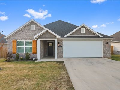 641 S Wagon Wheel Ave