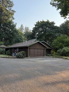 278 NW Quarry Rd