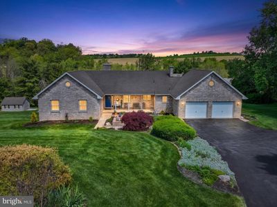 Property at 990 S Pleasant Ave, Dallastown, PA
