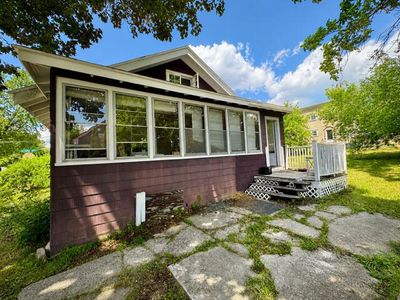 37 Acadia Avenue