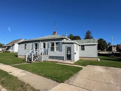 114 East Dodge Street