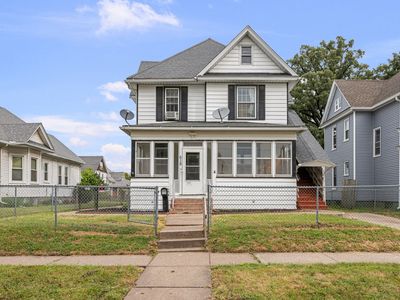 618 W 17th St