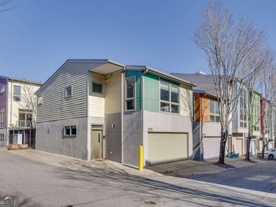 1213 Van Allen Mews NW