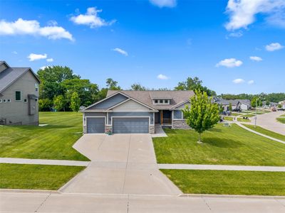 1100 Hunter Ct