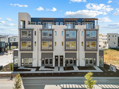 1485 W Burke Ln N #102