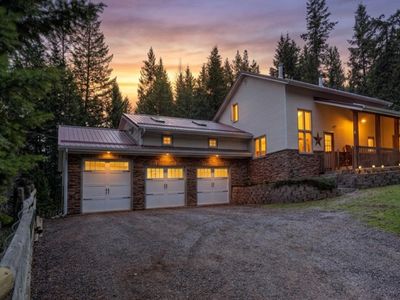 1022 Grizzly Mountain Rd