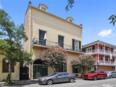 1119 Dauphine St APT 10