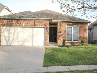 720 Whispering Brook Trce