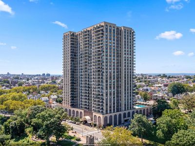 7855 Boulevard East APT 30H