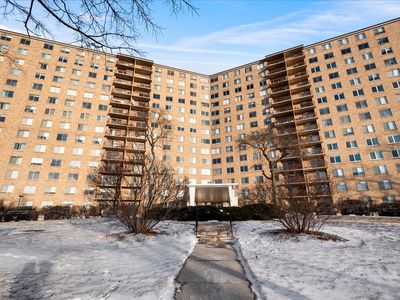 6833 N Kedzie Ave APT 1113