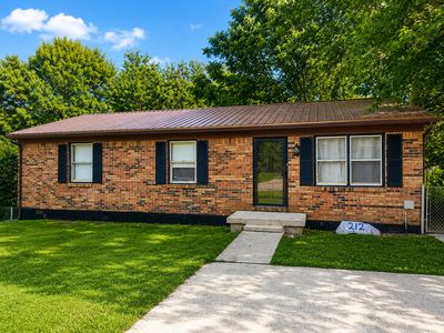 212 Brooks Rd