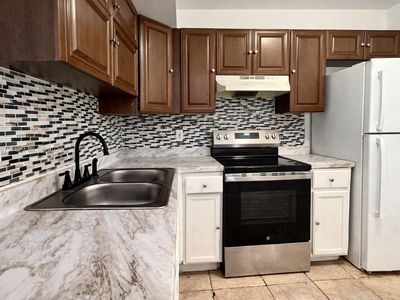 3700 NW 21st St APT 109