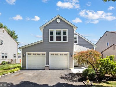 12 Pebble Dr