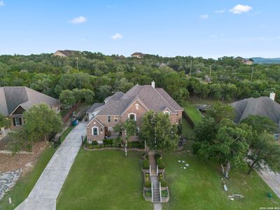 9042 WOODLAND TRCE