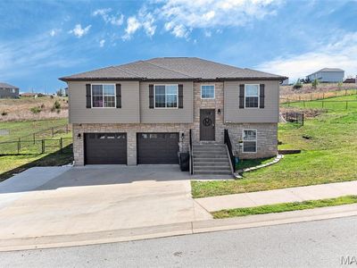 205 Ridgeview Dr