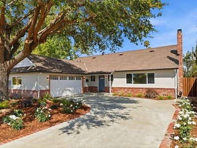 904 Del Monte Pl