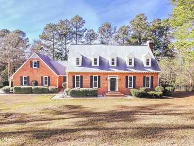 809 Houndslake Dr