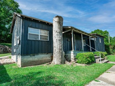 Property at 1020 W 1st St, Hominy, OK