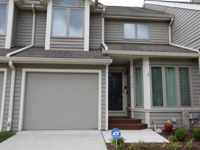 5145 Columbia Rd #831