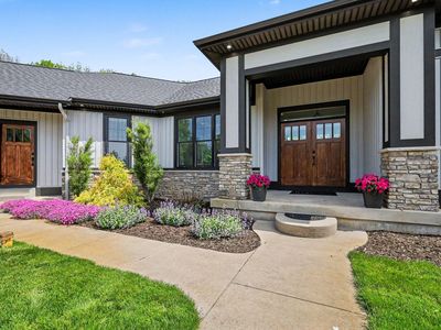 5975 Sierra Ridge Dr SE