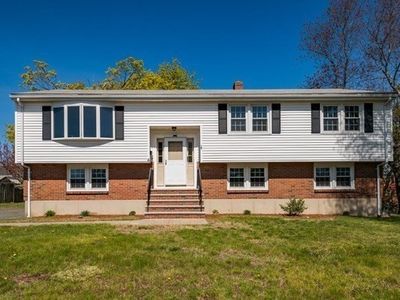 Property at 6 Barnes Ave, Salem, MA