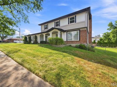 2902 Flameglow Dr