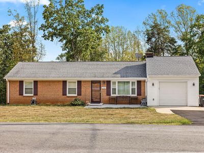 218 Patricia Dr