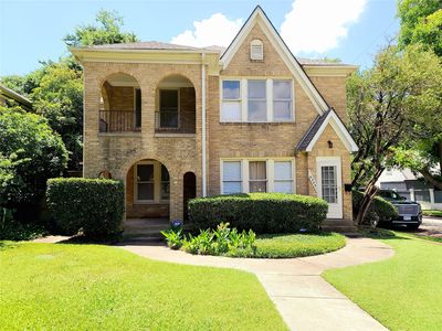6200-6202 Goliad Ave