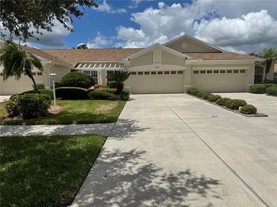 2427 MAGNOLIA CIRCLE