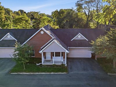Property at 1514 Ridgeview Cir E, Springfield, OH