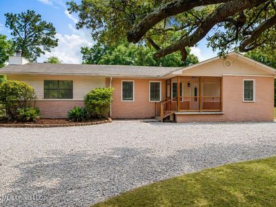 23083 Montebella Rd