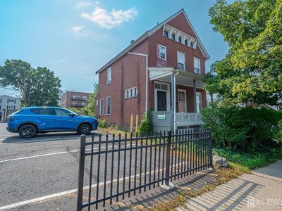 52 Mine St