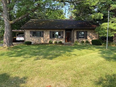 Property at 806 S Oakland St, Saint Johns, MI