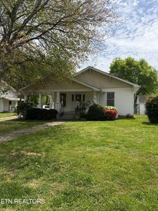 2616 Woodrow Dr
