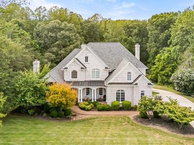 1913 Royal Oak Dr