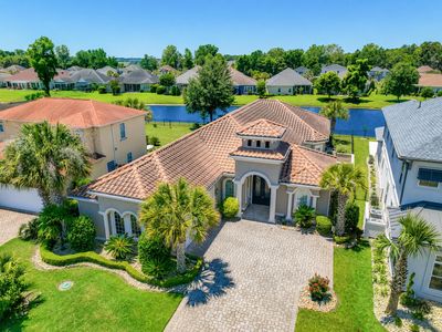 1011 Bluffview Dr.