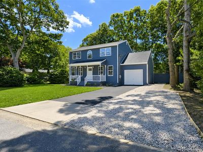 74 Alcolade Drive E