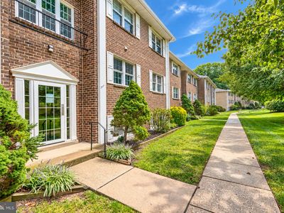 211 Crocker Dr APT B