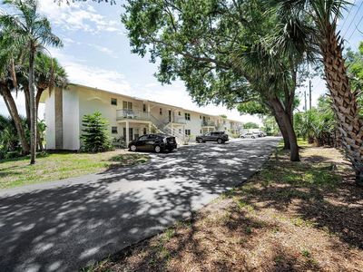 8301 Bardmoor Blvd APT 109