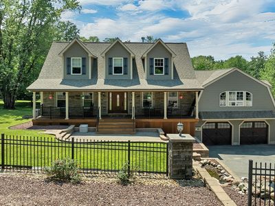 98 Robinson Rd