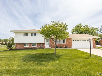 4703 Dadrian Dr