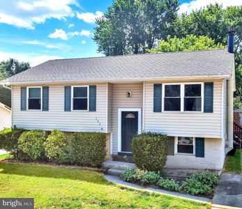 482 Kenora Dr