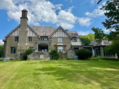 1104 Us Highway 52