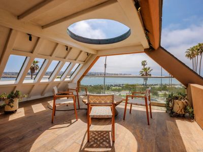 2617 Ocean Front Walk