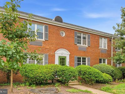 211 E Glebe Rd APT B