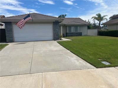 41646 Avenida De La Reina