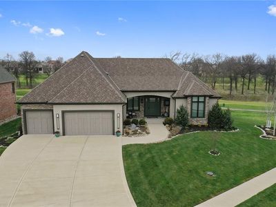 10439 N Saint Clair Ave